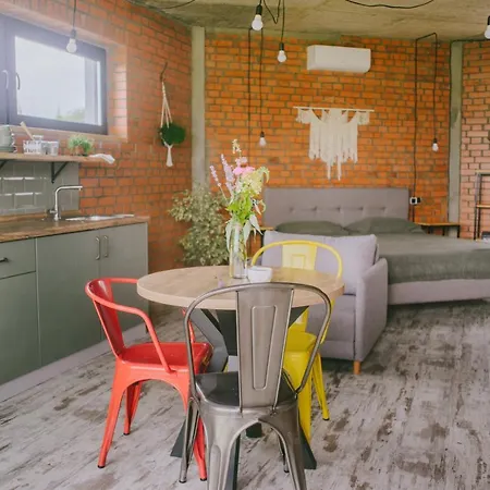 True с видом на горы *