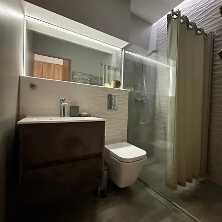 True с видом на горы Uzhhorod