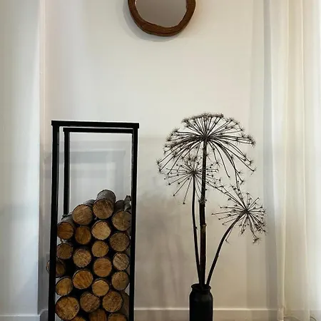 True с видом на горы